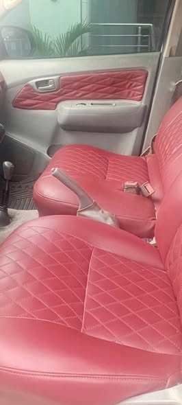 A picture of Toyota hilux 2009 uplifted 2015