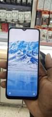 A picture of Oppo R15 128 gb 6 Gb ram 380000 come to