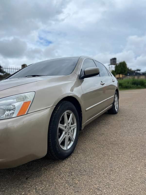A picture of DISTRESS SALE URGENT MONEY NEEDED BUY N DRIVE HONDA ACCORD