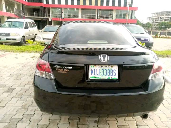 A picture of Honda Accord 2009
