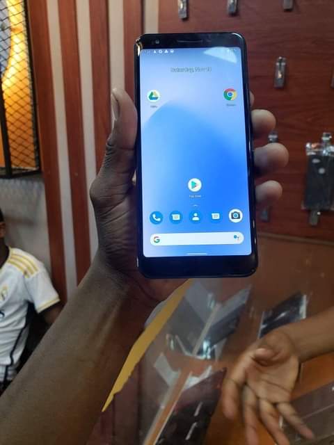 A picture of pixel 3a