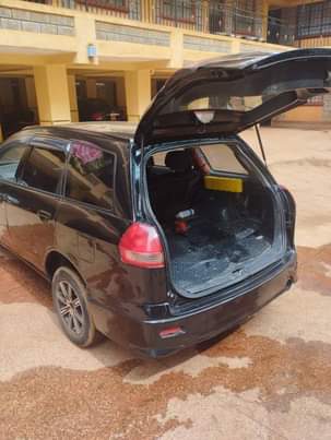 nissan wingroad