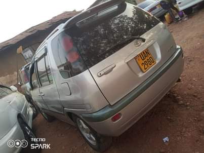 A picture of Toyota raum