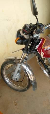 A picture of Selling my motorcycle