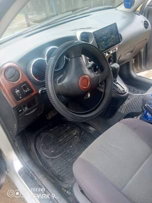 A picture of Toyota Matrix 03