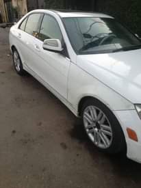 A picture of 2008 Mercedes Benz C300 in very good condition sound engine