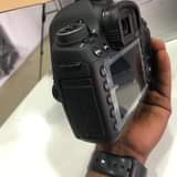 A picture of Canon EOS 5D Mark III 22.3 MP Full Frame CMOS