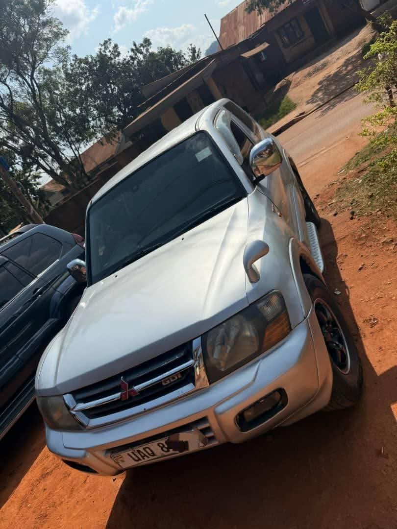 A picture of 2002 Pajero gdi