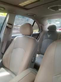 A picture of Benz E350 2006