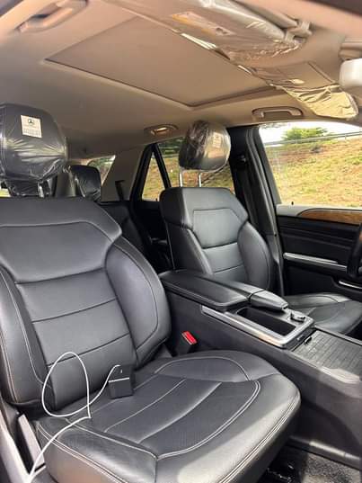 A picture of FOREIGN USED BENZ ML350