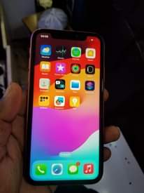 A picture of iPhone Xr 128GB 0753764650 550K