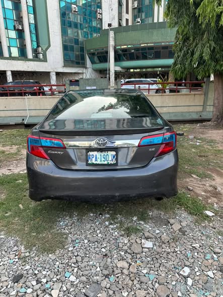 A picture of CLEAN DISTRESS 2013 TOYOTA CAMRY