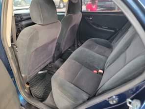 A picture of 2006 model Toyota Corolla sports edition Tokumbo standard Nothing to