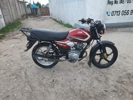 A picture of Tvs HLX 125 inauzwa