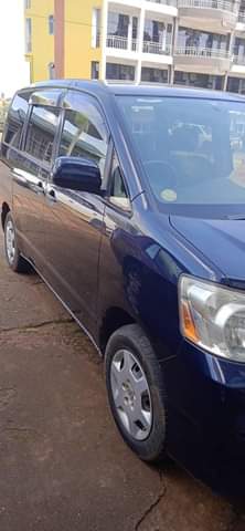 used toyota noah