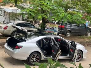 A picture of KINZZY AUTOS 08109018982 10 700 000 Refer and earn Few