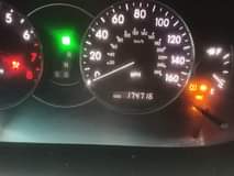 A picture of Toyota Avalon 2008 model in piston condition few months used
