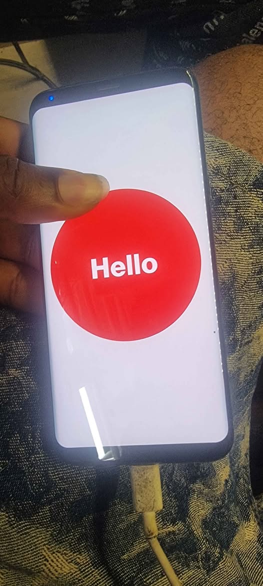 A picture of Samsung s8 plus panel not good