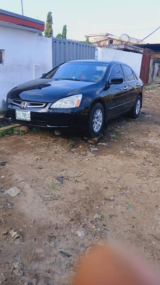 A picture of Very Sharp First body Honda accord 2005 with a very