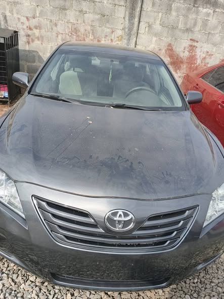 A picture of 2007 Foreign Used Toyota Camry le