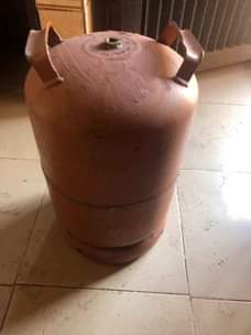 A picture of 12 5kg gas cylinder