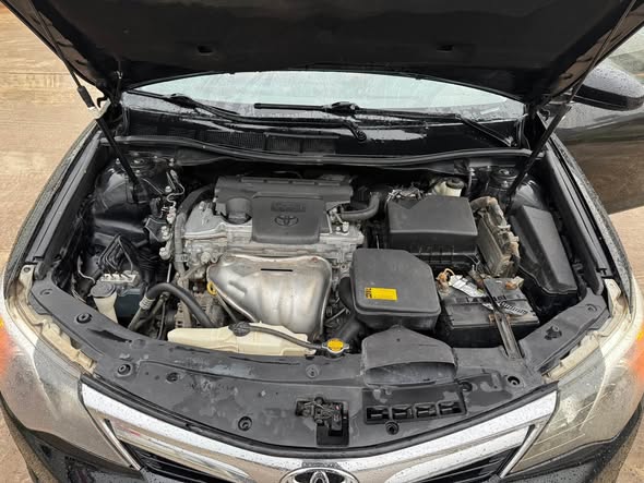 A picture of QUICKLY SALE EXTREMELY CLEAN USED TOYOTA CAMRY LE 2014 ACCIDENT