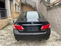 A picture of KINZZYAUTO S 08109018982 5 300 000 Refer and earn 2008