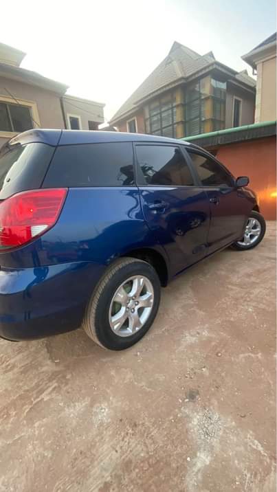 A picture of Neatly Used Toks standard 2004 Model Toyota Matrix
