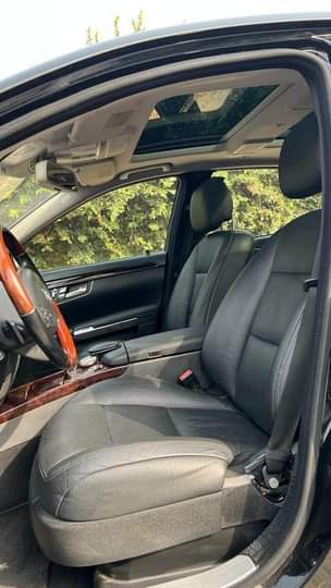 A picture of Give away unregistered 2013 Mercedes benz S550 4matic fullest option