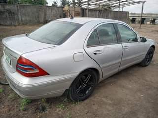 A picture of 2004 Mercedes Benz C200 Salon