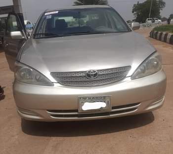 A picture of Toyota Camry 04
