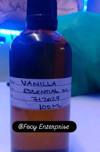 A picture of Vanilla essential oil