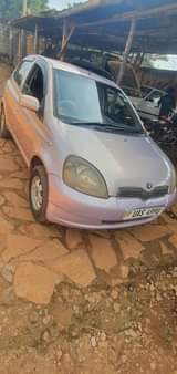 A picture of TOYOTA VITZ