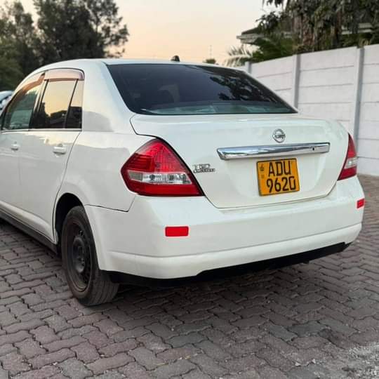 used nissan tiida