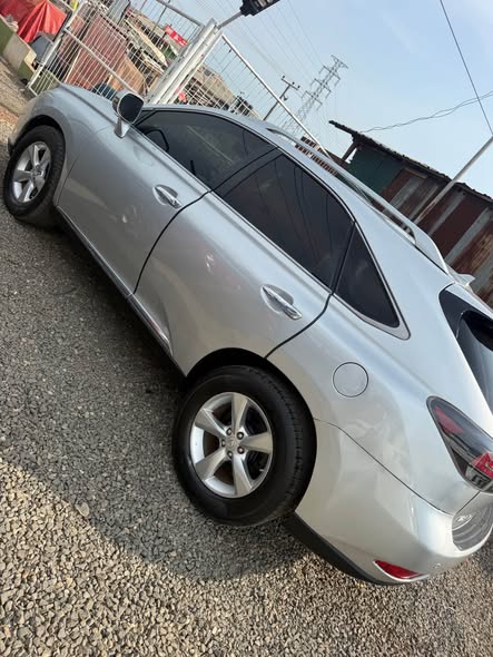A picture of Lexus RX 350 2011