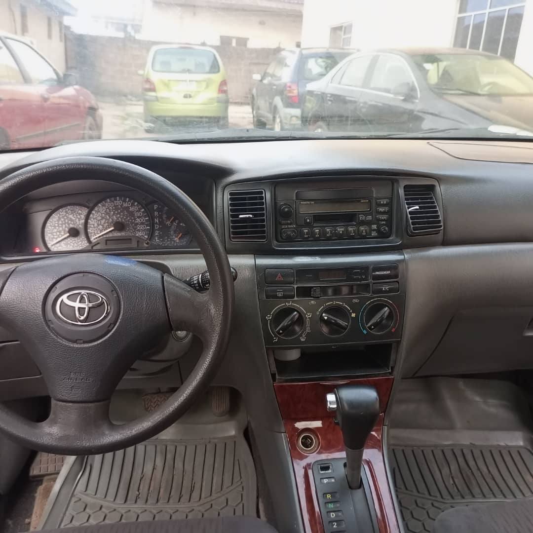 A picture of Fast fingers tomorrow morning Toyota Corolla bank type Automatic transmission