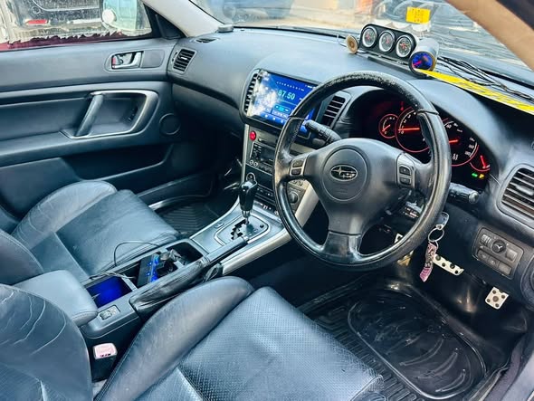 A picture of SUBARU LEGACY DDP