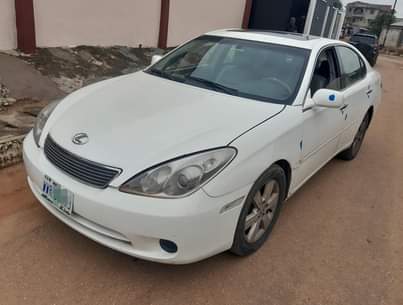A picture of 2005 Lexus ES 330