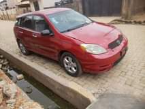 A picture of Toyota matrix 04