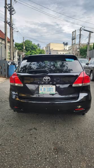 A picture of Toyota Venza 2010 XLE