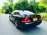 A picture of Toyota Crown Athlete