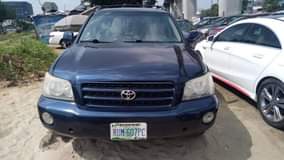 A picture of Toyota highlander