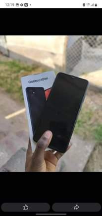A picture of SAMSUNG GALAXY A04E GB 32 BATTERY 5000 NEW