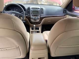 A picture of Hyundai Santafe