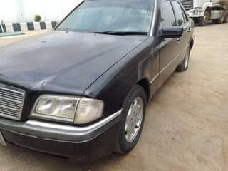 A picture of 2005 Mercedes Benz C180 2005 Nigerian used