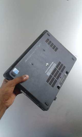 A picture of dell latitude laptop 1tb ssd corei5