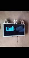 A picture of Simu cat62 tv ouling nch32 godoro Dodoma 66 na stand