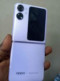 A picture of Oppo find N2 Flip