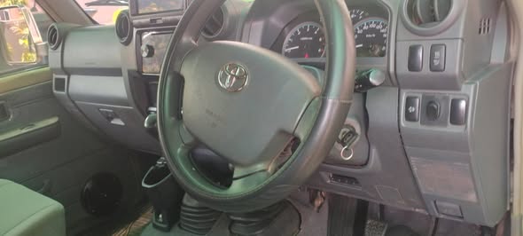 A picture of Land cruiser hardtop