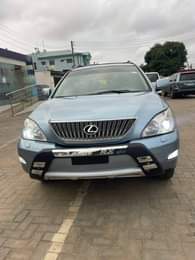 A picture of Toks standard registered Lexus RX 330 2005 model Price 8